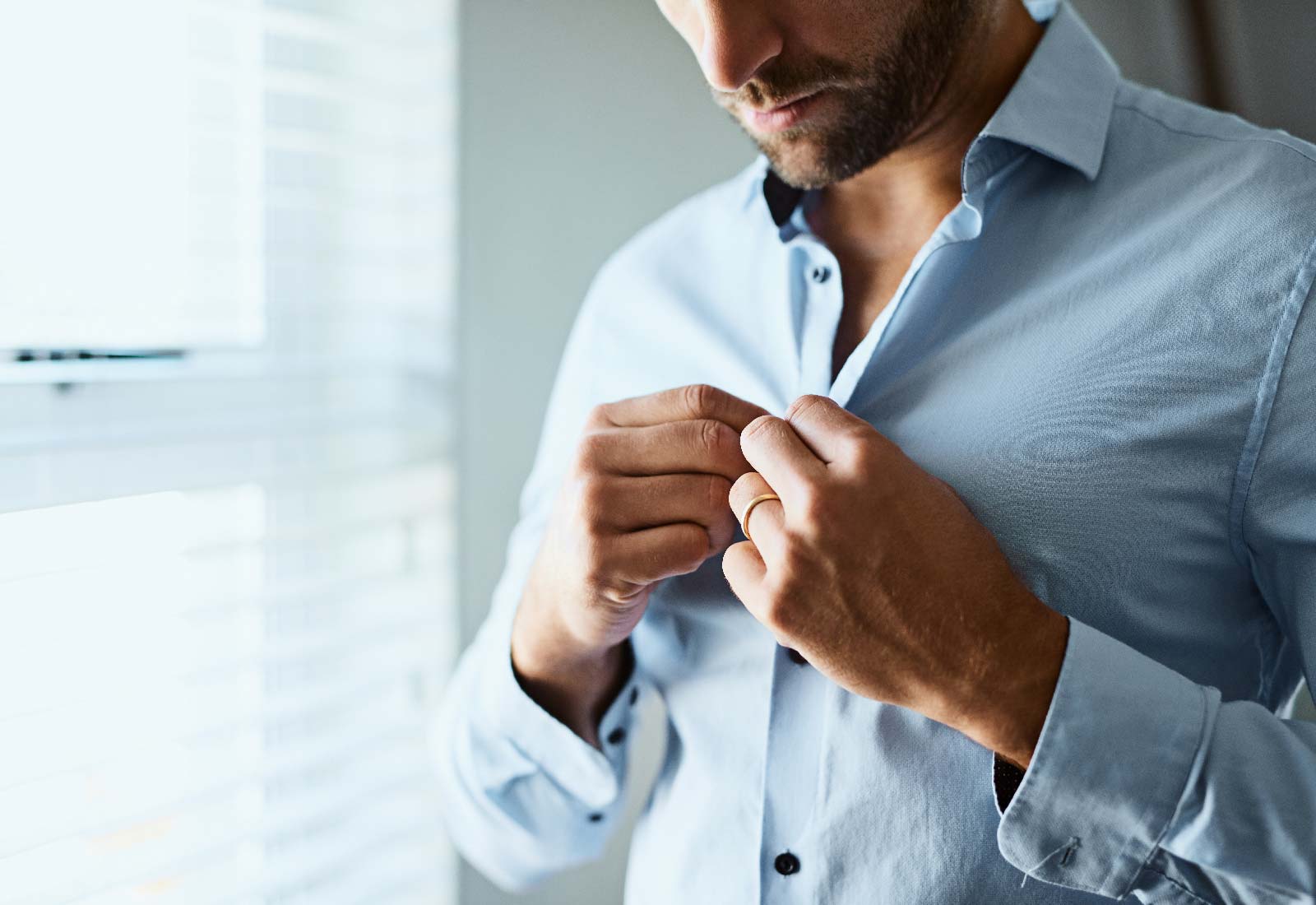 Shirt with an undershirt underneath? Shirt with an undershirt underneath?