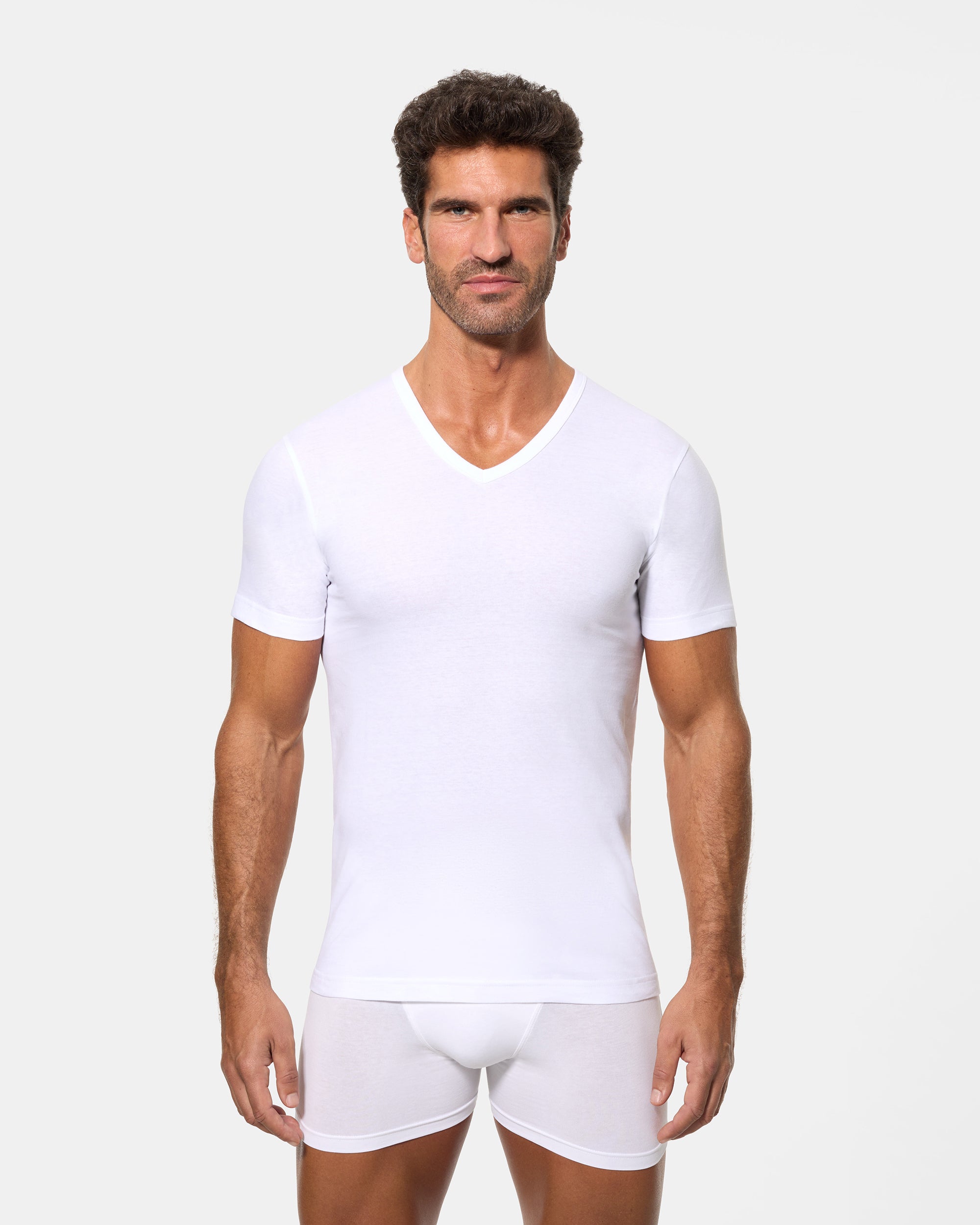 Abanderado Pack of 4 short-sleeved V-neck T-shirts, 100% cotton, white for men