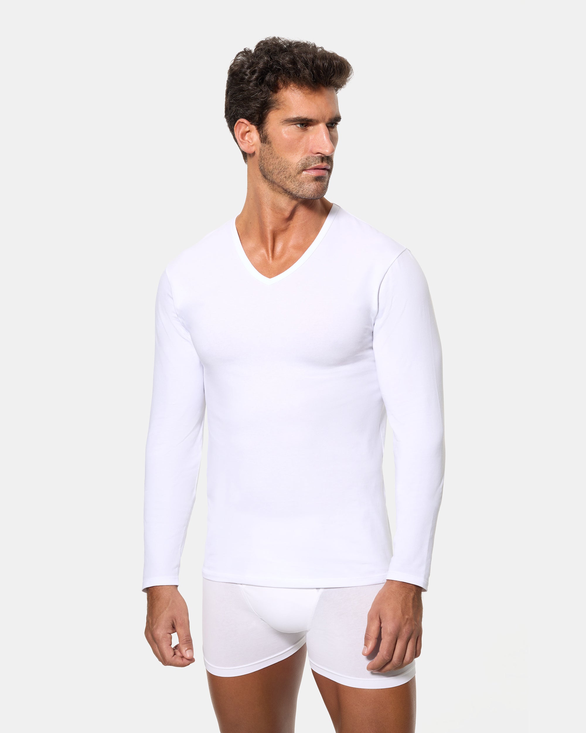 Abanderado Men's Long-Sleeved V-Neck T-Shirt with Regul'activ Thermoregulatory Technology in Stretch Cotton, White
