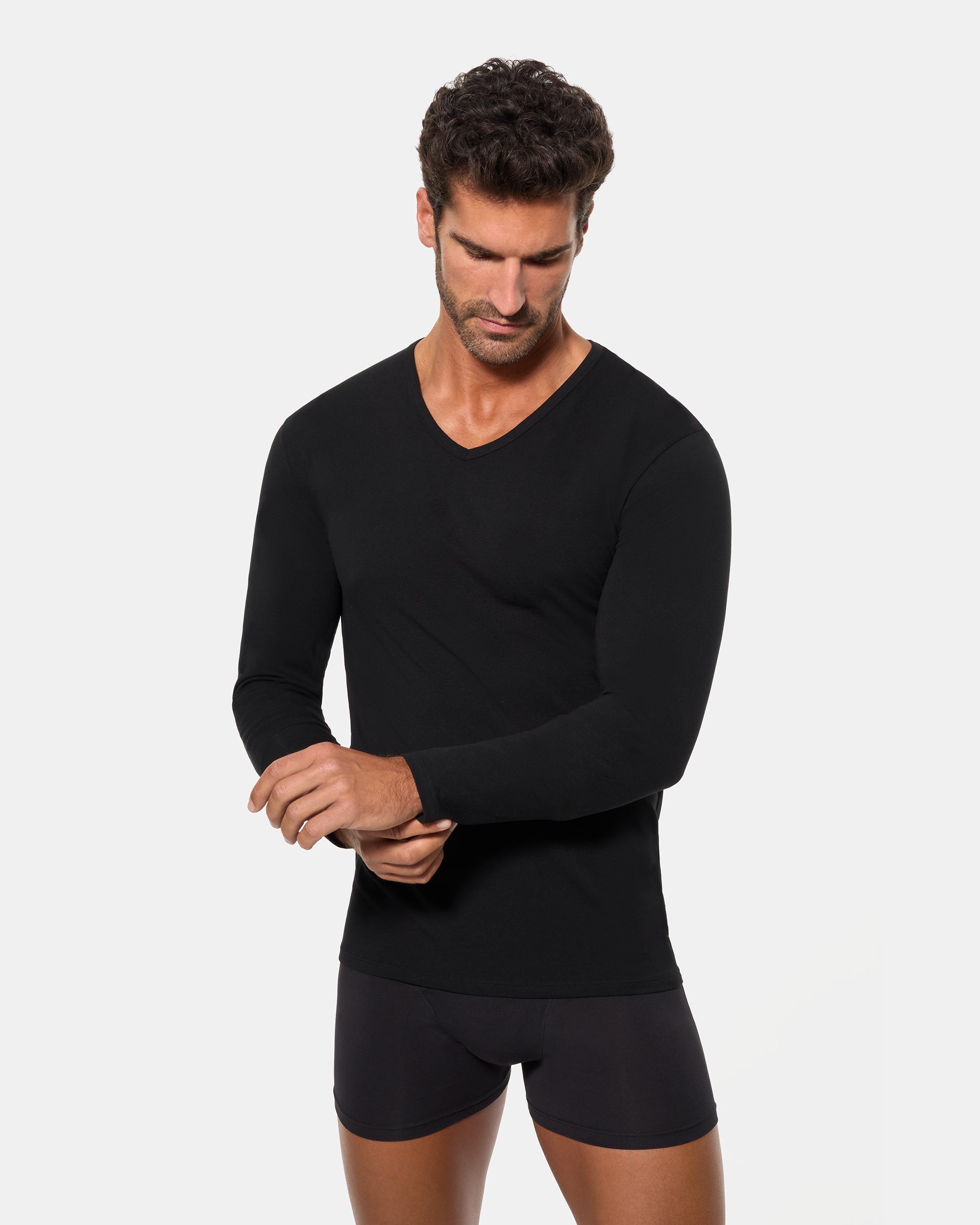 Abanderado Camiseta de Manga Larga Cuello Pico Tecnología Termorreguladora Regul'activ Algodón Elástico negra hombre